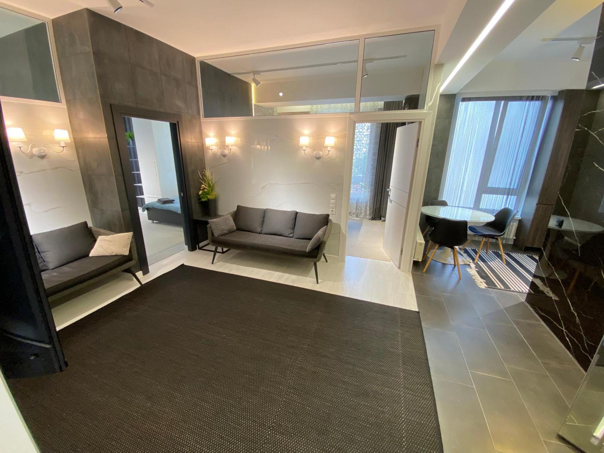 Rentnow Modern Business Apartment With 3 Bedrooms In Centre Chişinǎu Buitenkant foto